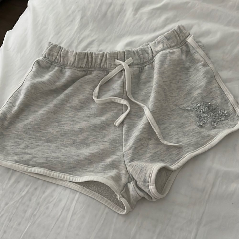 Btween gray and white unicorn sparkle shorts sz 14 or 7